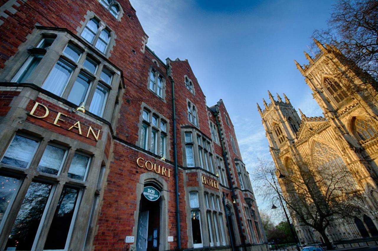 Отель The Dean Court Йорк Экстерьер фото